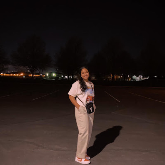 Meet your Posher, Mani - Picture 1 of 1